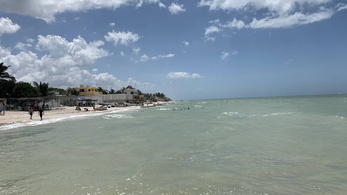 Playa de Chelem, alternativa tranquila al malecón de Progreso